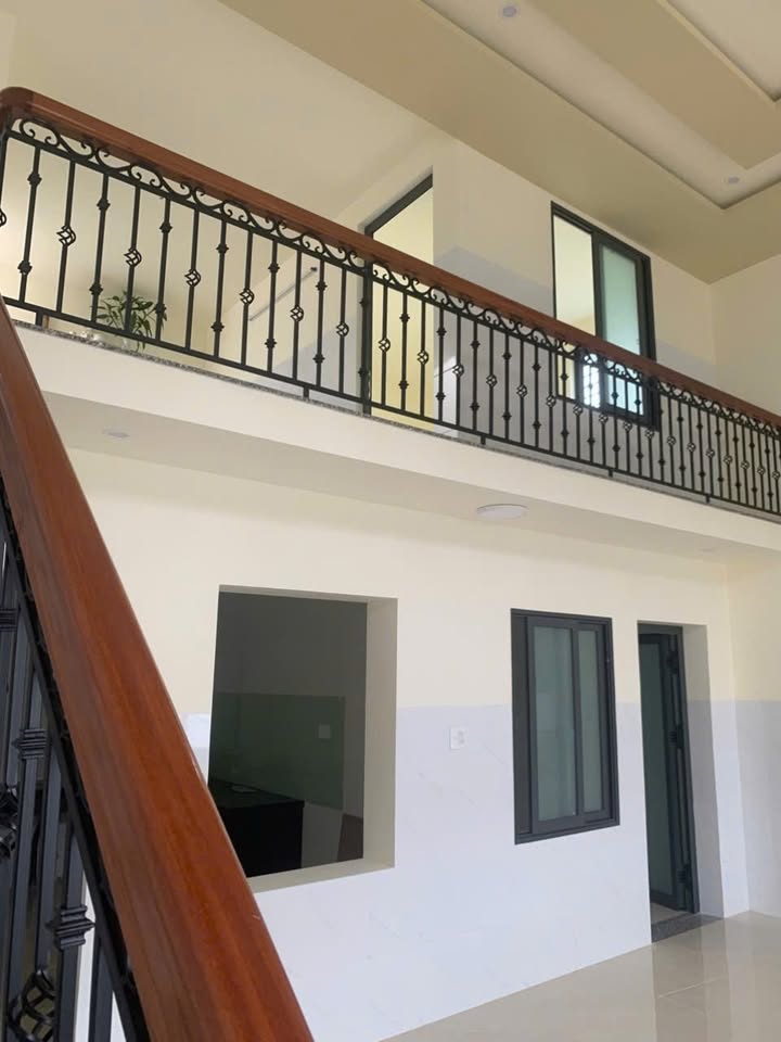 Bán nhà mới xây Hẻm Phạm Ngũ Lão, Quy Nhơn 70m² giá 1.3 tỷ - Căn góc 2 mặt tiền thoáng sáng!