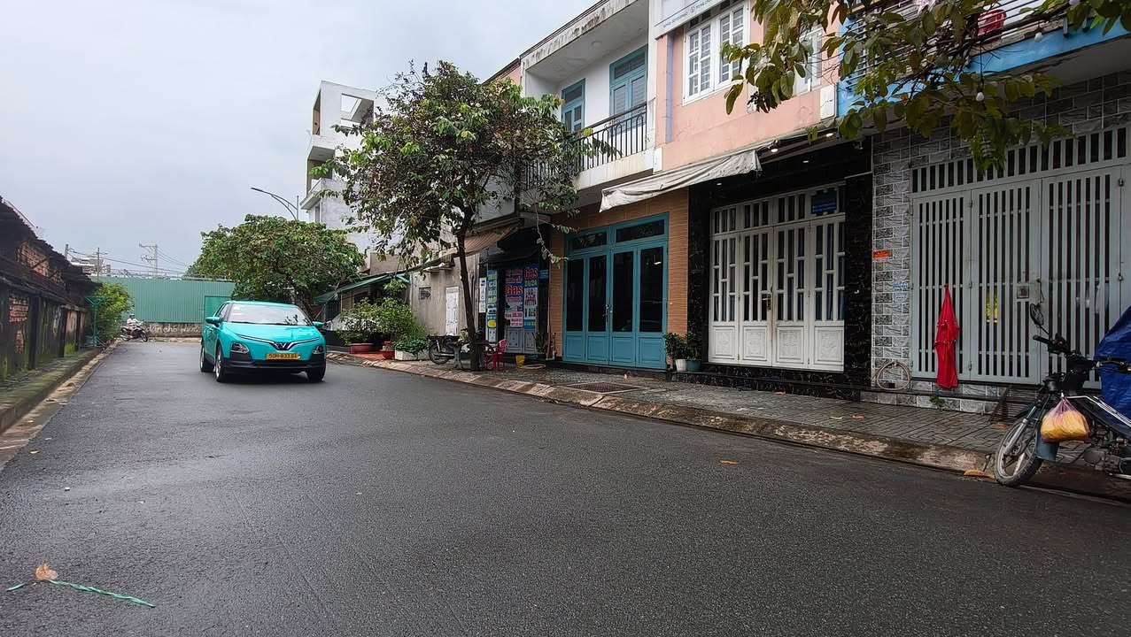 Nhà phố mặt tiền đường Hà Chương, Q12, 65m² giá 4.98 tỷ - KDC an ninh, yên tĩnh!