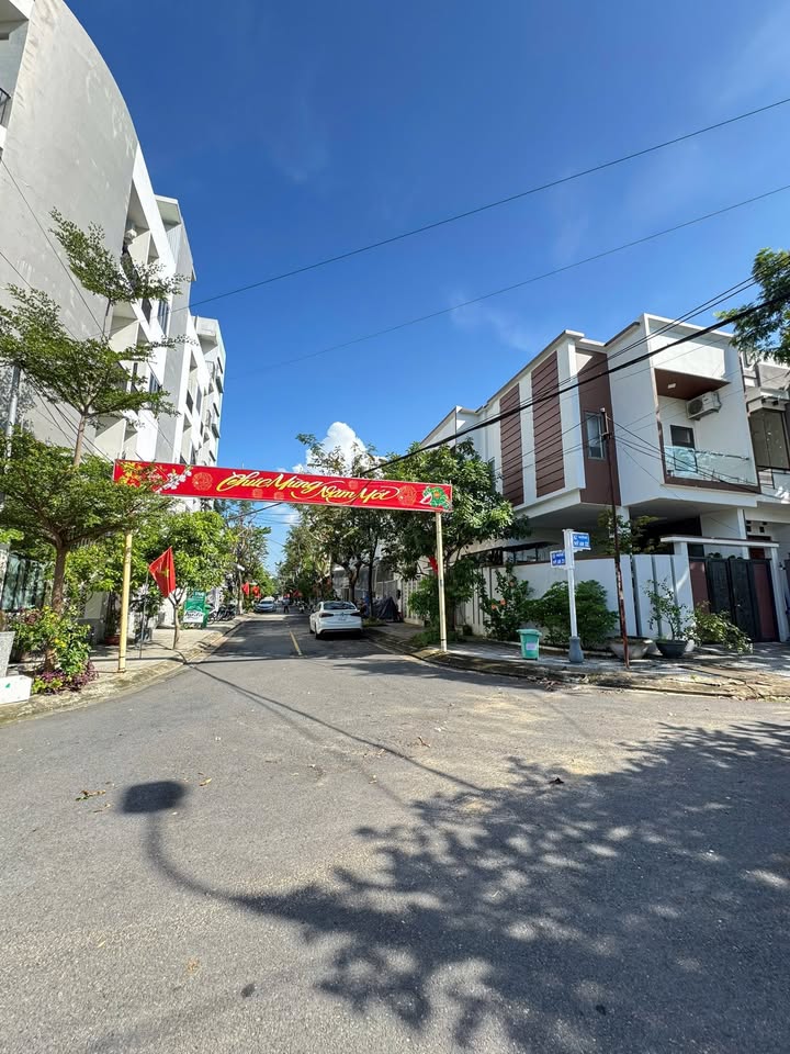 Nhà mặt tiền Mỹ An 23, Đà Nẵng 88m² giá 9.3 tỷ - Đầu tư sinh lời ngay!