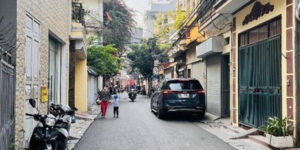 Nhà riêng Minh Khai 50m² giá 2.45 tỷ - Sổ đỏ riêng, 2 phòng ngủ khép kín!