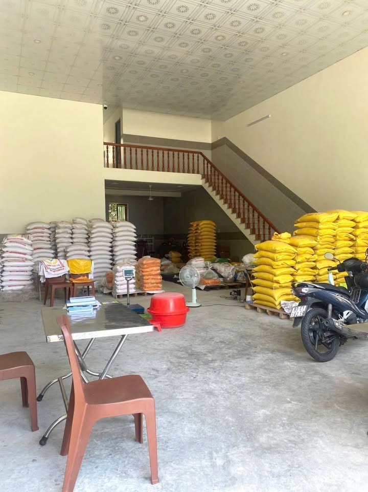 Kho Ninh Kiều 184m² giá 5 tỷ - Phù hợp mở cửa hàng, giao hàng nhanh!