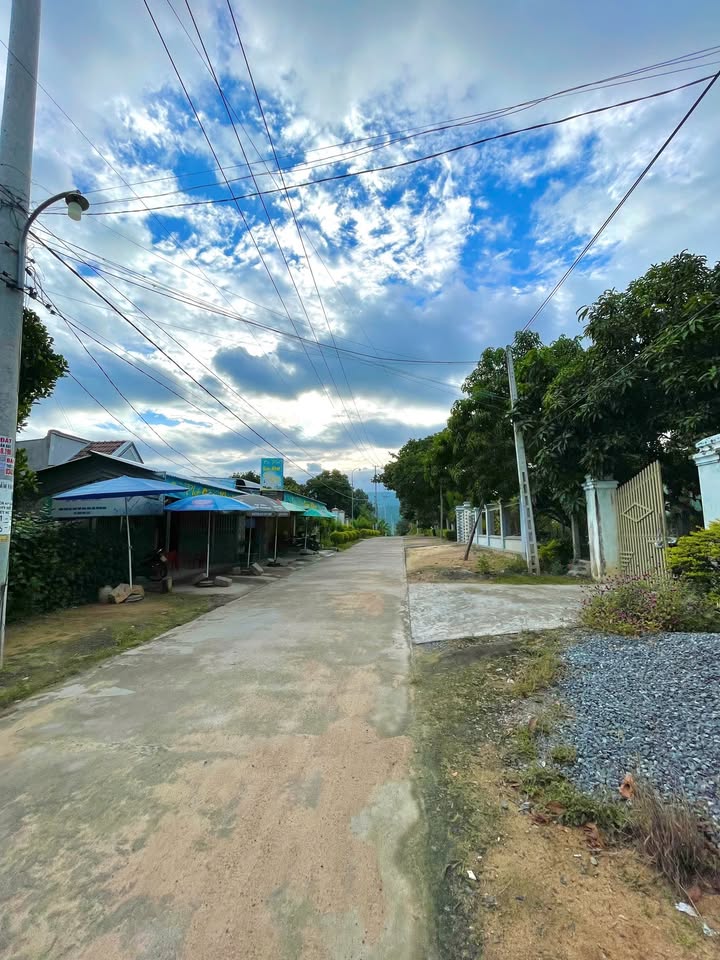 Đất nền Cam Hiệp Nam 186m² giá 1.6 tỷ - Đường quy hoạch 13m thuận tiện!