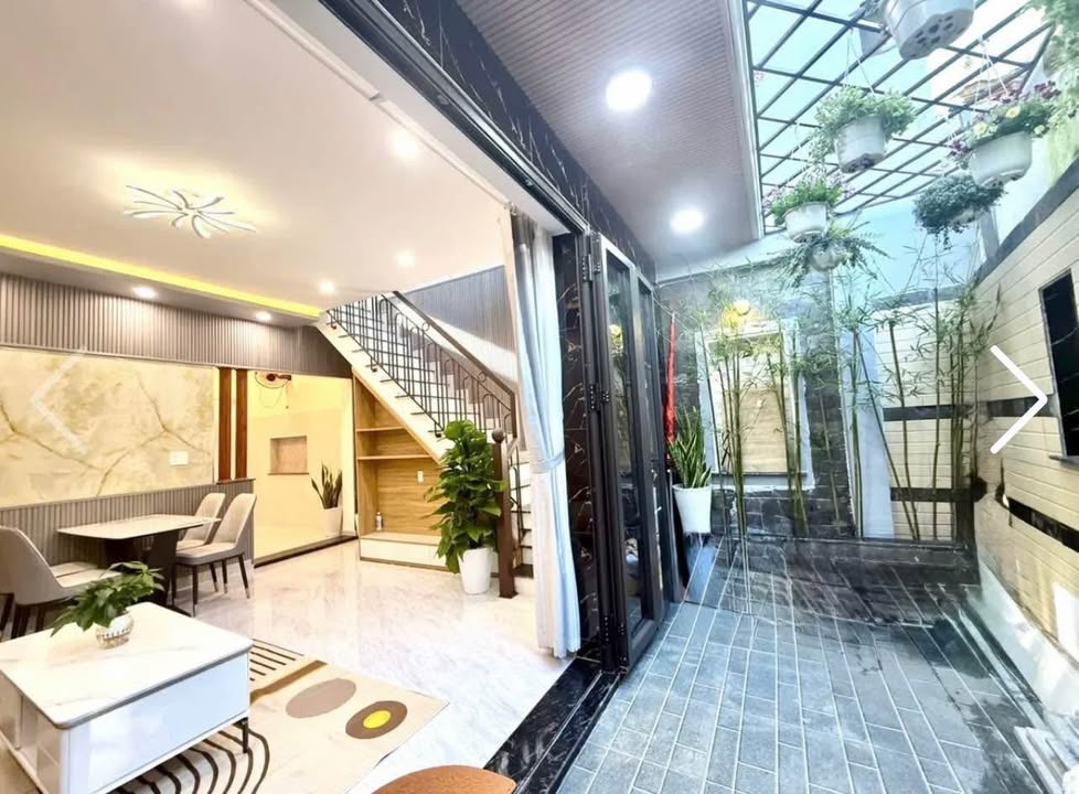 Nhà 2 tầng đường Ông Ích Khiêm, Hải Châu, Đà Nẵng - Diện tích 63m², Giá 3.85 tỷ - Sẵn sàng ở ngay!