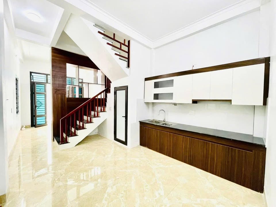 Nhà 3 tầng Kỳ Bá, Thái Bình 38.9m² giá 2 tỷ - Sẵn sàng vào ở ngay!