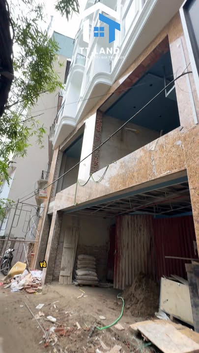 Căn hộ CCMN Đống Đa 102m² giá 41.5 tỷ - Đầu tư sinh lời ổn định!