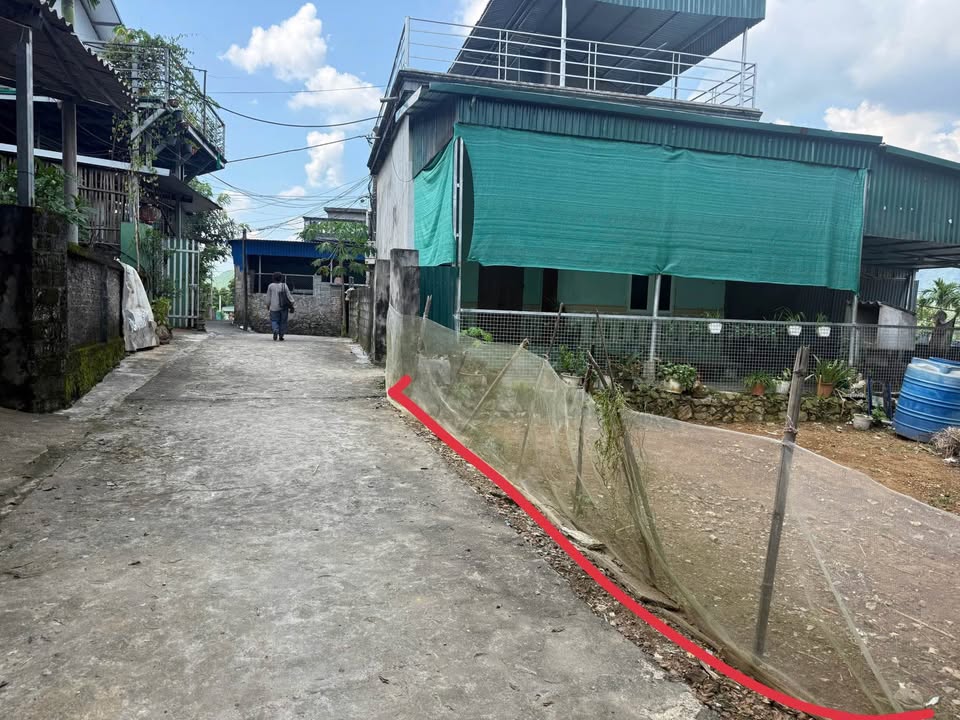 Đất ở xã Hạ Bì, Kim Bôi 161m² giá 2 tỷ - Vị trí đẹp thuận tiện!