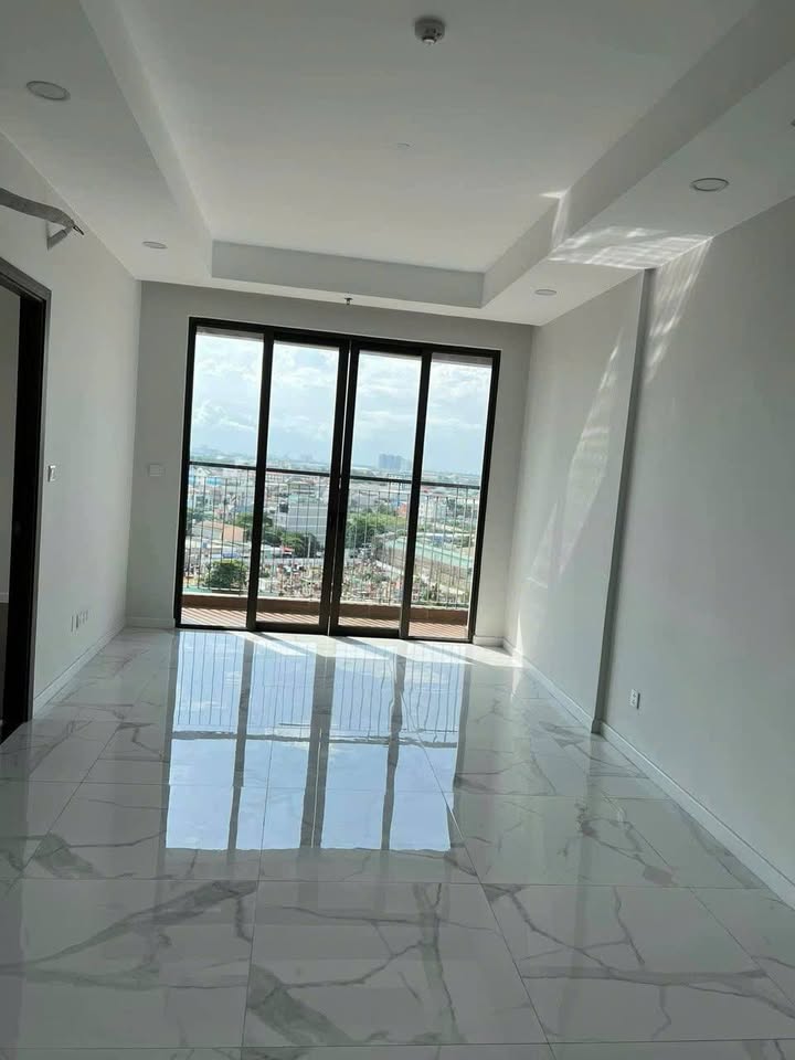 Căn hộ Opal Boulevard Dĩ An 2PN giá 8.5 triệu - Nhà trống sạch sẽ, vào ở ngay!