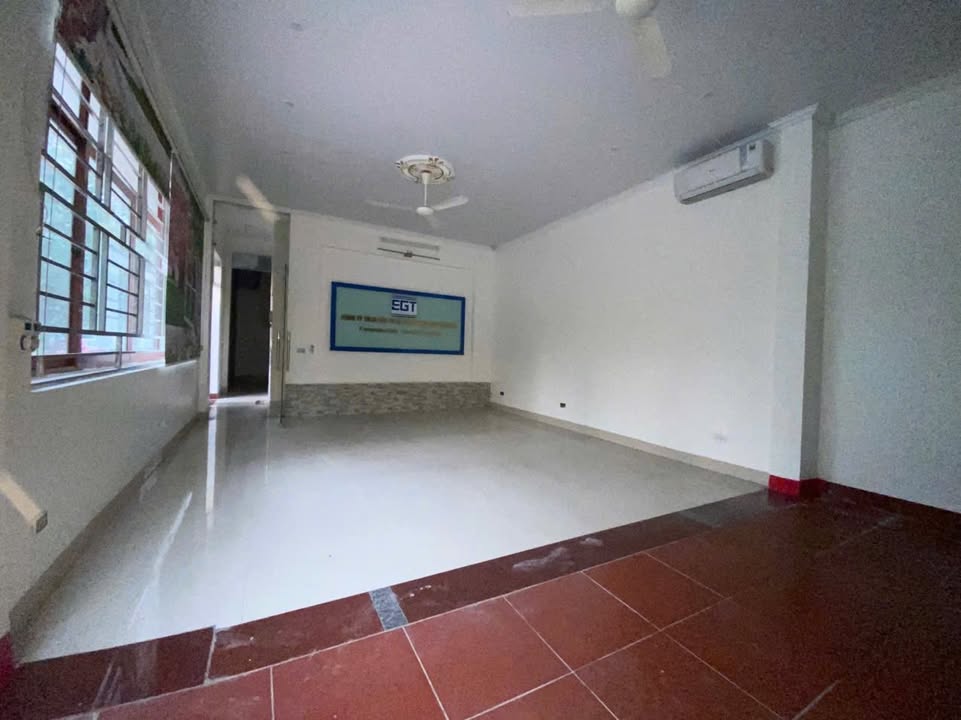 Cho thuê cửa hàng tầng 1 lô góc tại Võ Cường, Bắc Ninh - Giá chỉ 9 triệu/tháng!