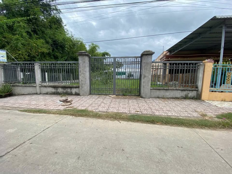 Đất nền mặt tiền An Đức, Ba Tri, Bến Tre 471.6m² giá chỉ 1.3 tỷ - Kinh doanh thuận lợi!