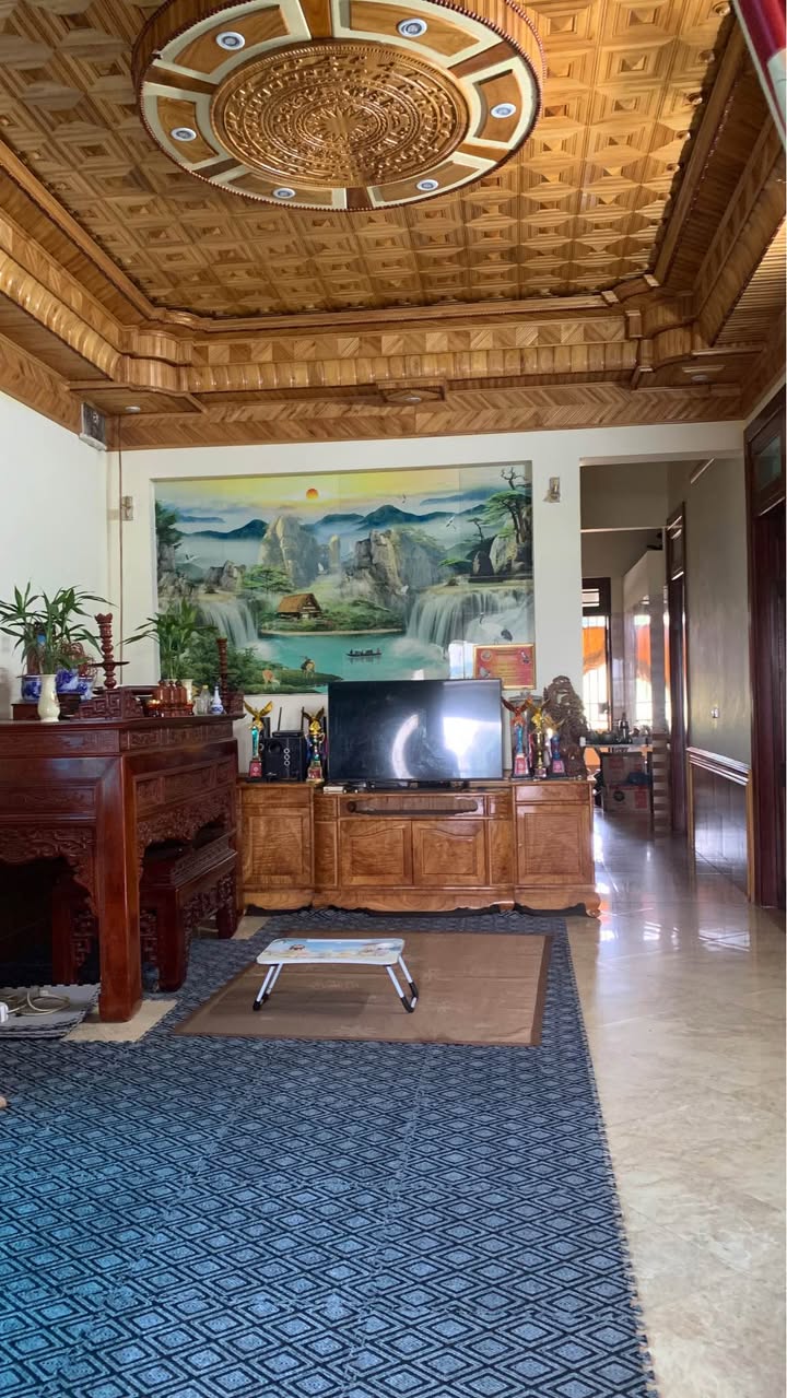 Nhà bán tại Thị trấn Lâm Thao, Phú Thọ 200m² giá 4 tỷ - Vị trí đắc địa gần trường học!