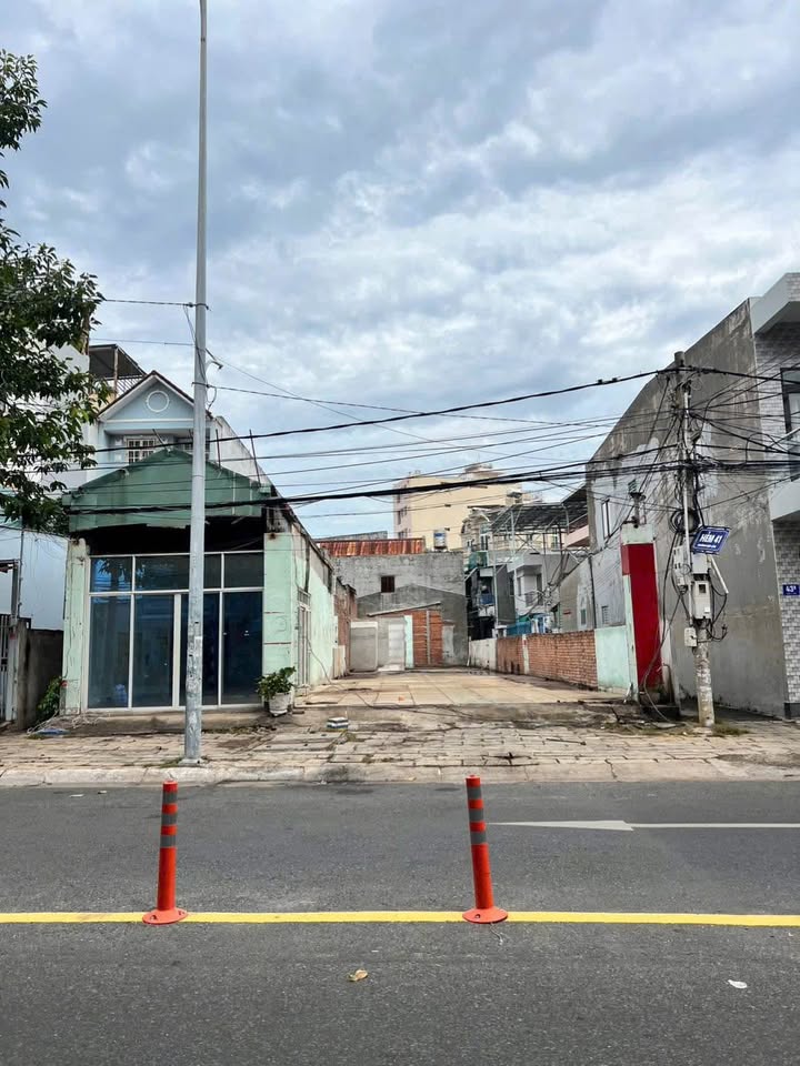 Cho thuê mặt bằng 480m² tại Phường 8 - Mặt tiền đường lớn, kinh doanh thuận lợi!