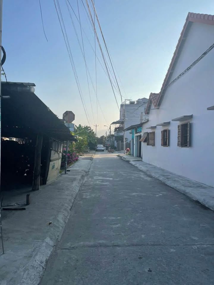 Đất thổ cư Diên Toàn, Diên Khánh 136.7m² giá 2.2 tỷ - Sổ đỏ chính chủ, xây dựng tự do!