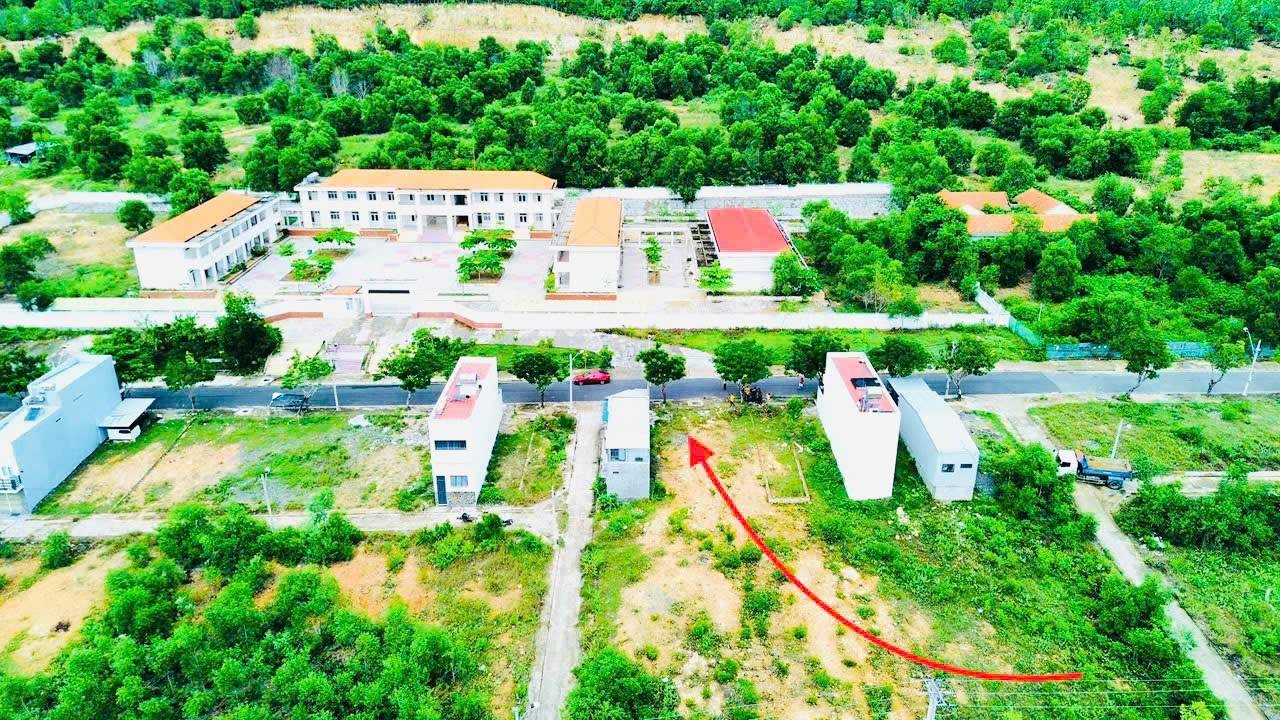 Đất nền Vĩnh Thái, Nha Trang 76m² giá 3.58 tỷ - Đối diện trường tiểu học!