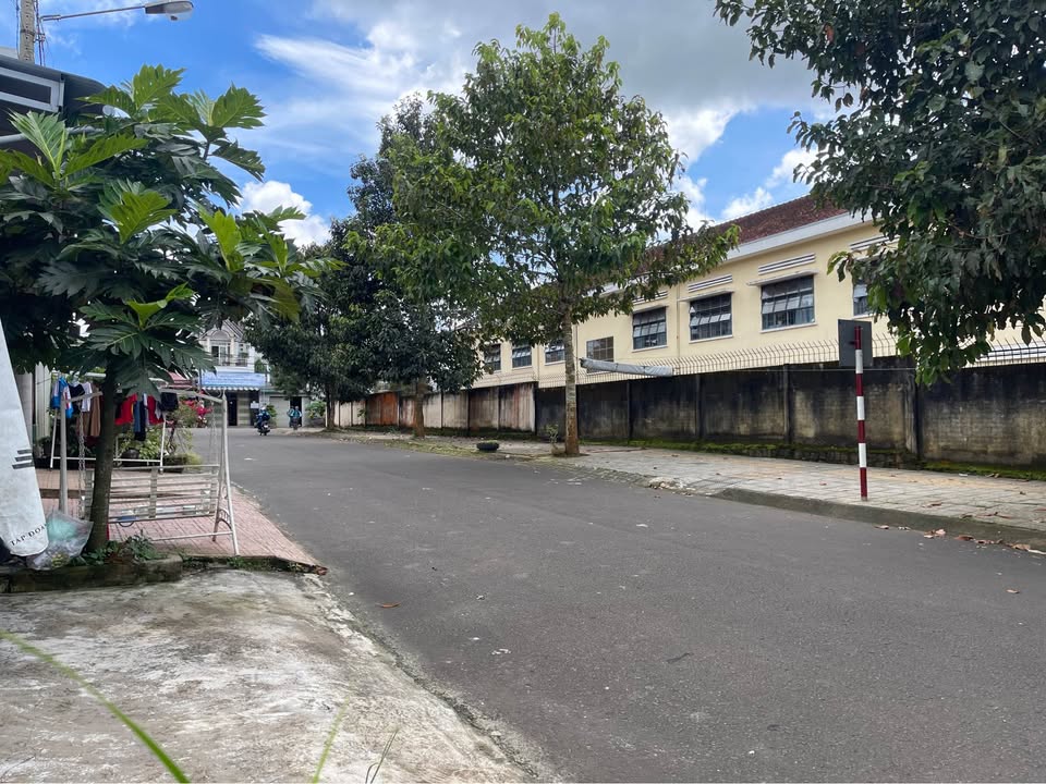 Đất Bùi Thị Xuân, Bảo Lộc 94.21m² giá 3.6 tỷ - Đường nhựa thông thoáng!