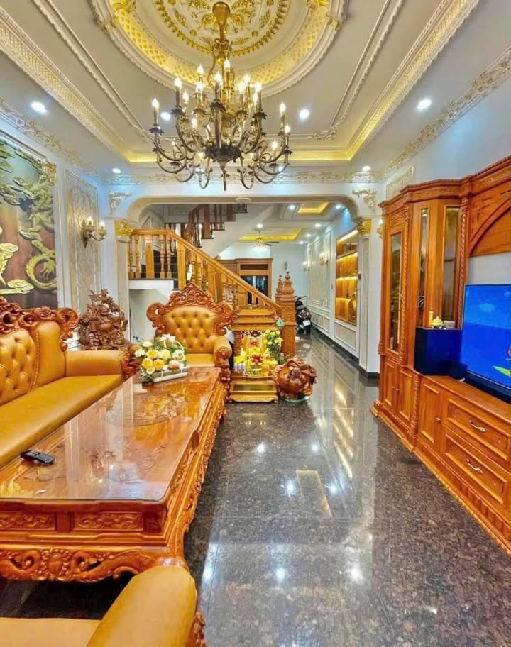 Nhà 3 tầng mặt tiền Hà Thanh, 80m² giá 6.3 tỷ - Nội thất gỗ cao cấp