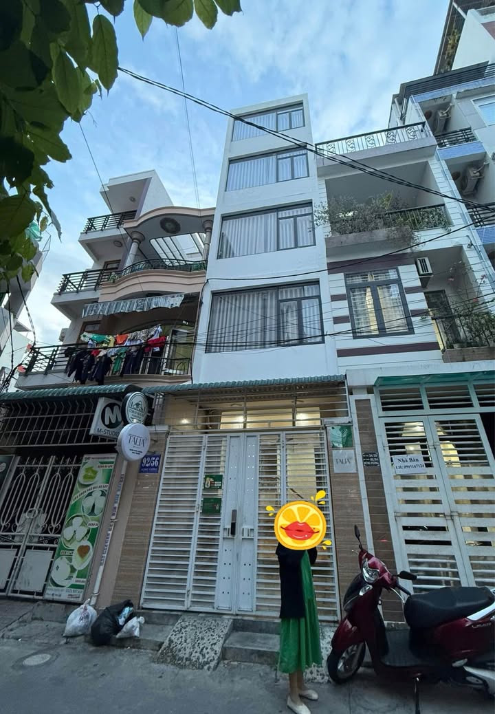 Nhà 5 tầng Hùng Vương Nha Trang 49,8m² giá 11,5 tỷ - Đầu tư sinh lời ngay!