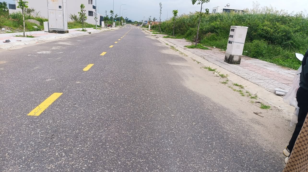 Đất nền Khu Đô Thị Nam Sông Cái 116m² giá 1.74 tỷ - Mặt tiền Ngô Gia Tự, cơ hội đầu tư hấp dẫn!