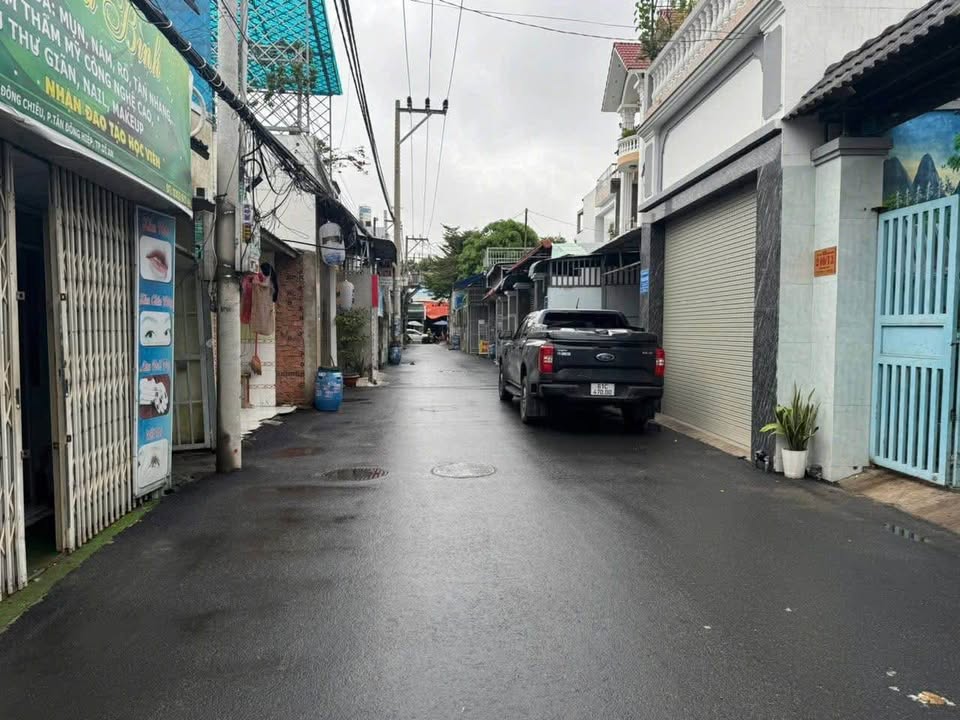 Đất Tặng Nhà C4 Tại Tân Đông Hiệp, Dĩ An 100m² giá 4 tỷ - Đầu tư sinh lời!