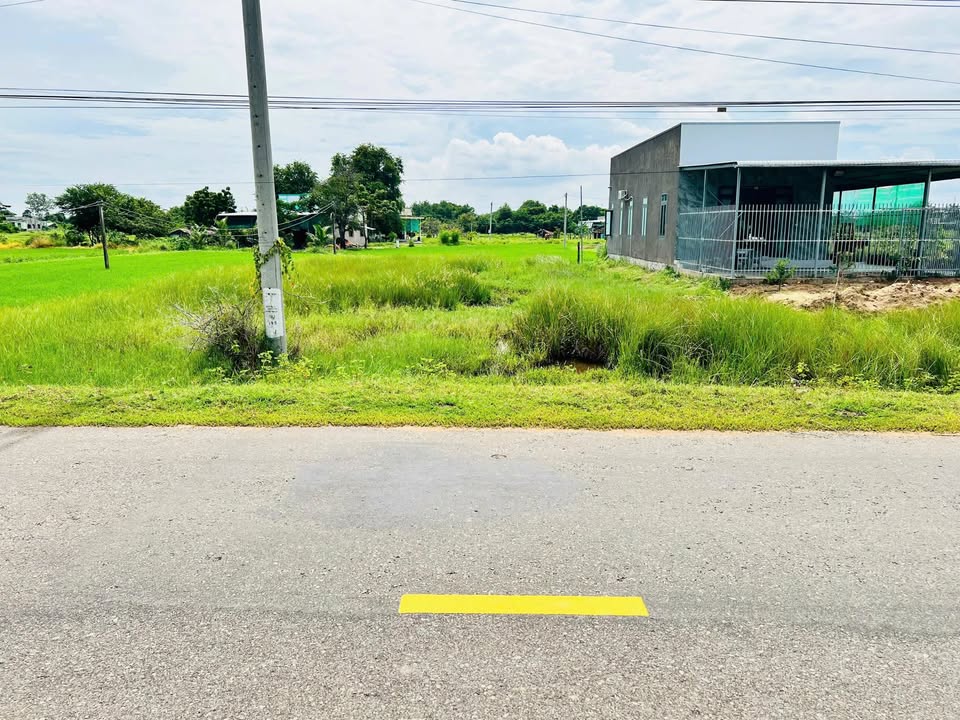 Đất thổ cư mặt tiền Quốc lộ 28, xã Hàm Trí, 400m² giá 1.6 tỷ - Cơ hội đầu tư tốt!