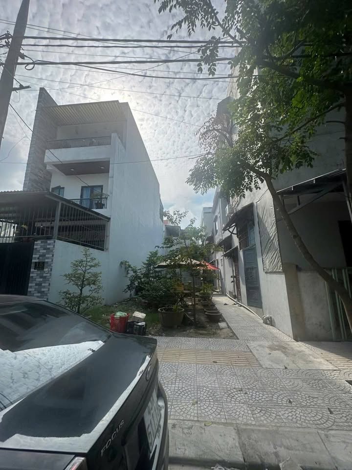 Đất mặt tiền đường Phong Bắc 11, quận Cẩm Lệ, 100m² - Giá chỉ 5 tỷ VND!