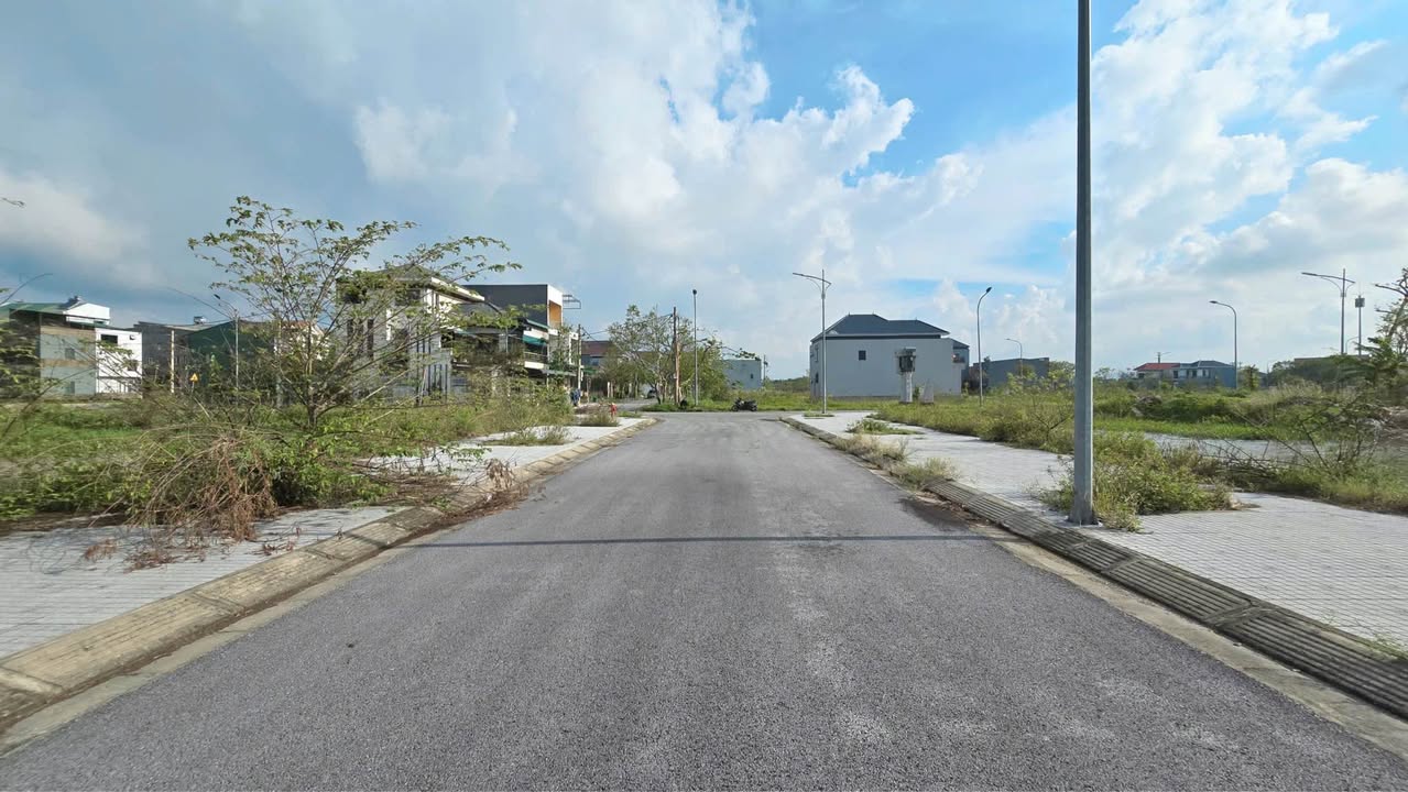 Đất nền quy hoạch Tây Tân Học, Trần Phú 150m² giá chỉ 3.1 tỷ - Vị trí đắc địa, thuận tiện giao thông!