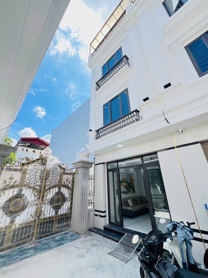 Bán Nhà Đẹp 4 Tầng Ngõ 4,5m Đằng Hải - Giá 3.75 Tỷ - Ô Tô Nhỏ Vào Nhà!