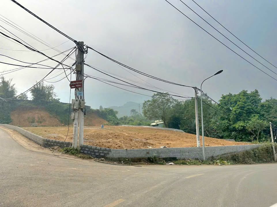 Đất nền Thạch Thất 2156m² giá 22.2 tỷ - Lô góc 2 mặt tiền hiếm có!