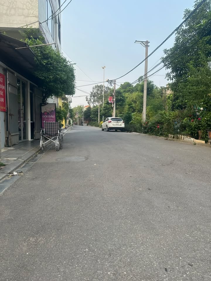 Đất nở hậu Thôn Du Ngoại Đông Anh 51m² - Sổ đỏ chính chủ, giá thỏa thuận!