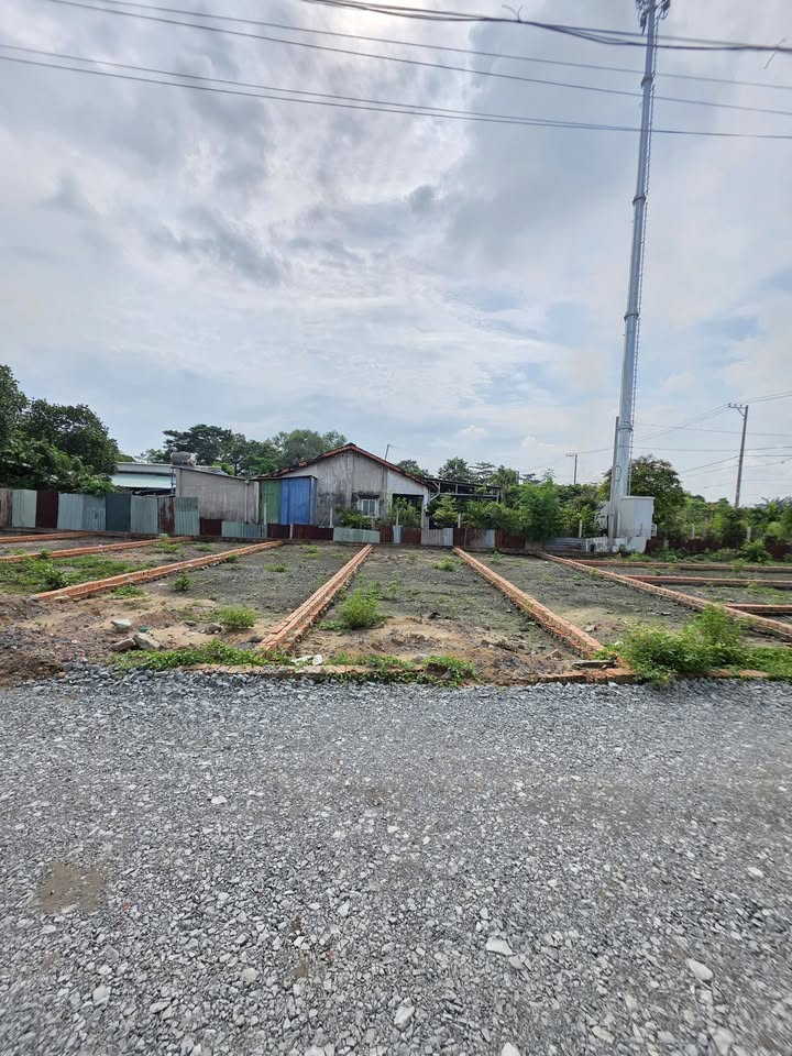 Đất thổ cư 62,6m² tại KCN Vsip 1 - Giá chỉ 2,45 tỷ, xây dựng tự do!