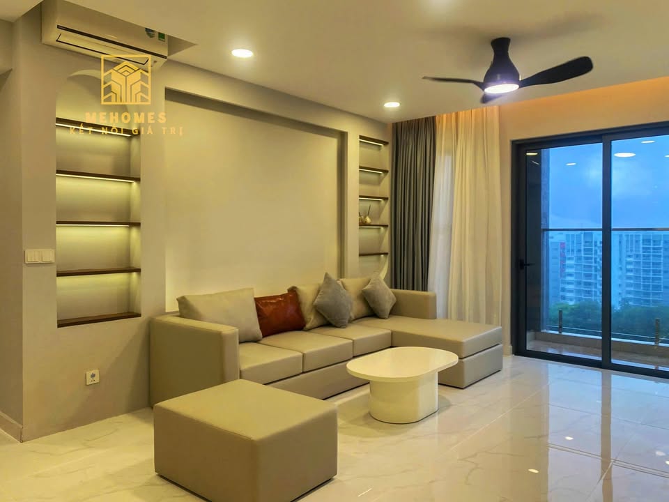 Căn hộ 3 Phòng Ngủ Celadon Tân Phú 160m² chỉ 30 triệu/tháng - Nội thất mới sang trọng!