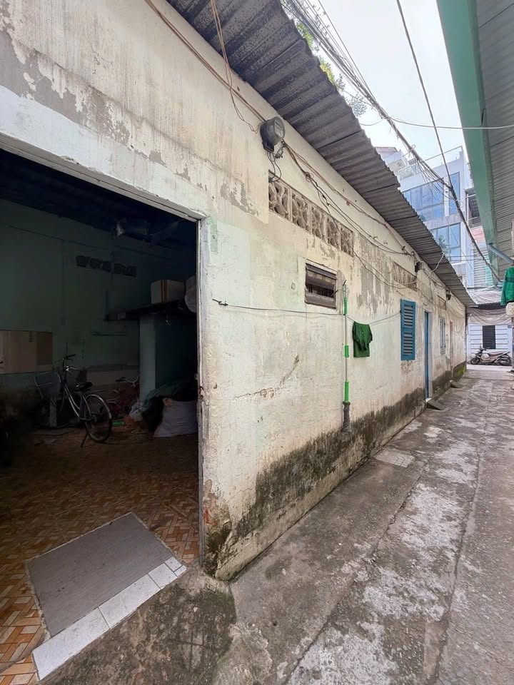 Nhà cấp 4 Phạm Văn Bạch, Tân Bình 68m² giá chỉ 6.5 tỷ - Cơ hội đầu tư hiếm có!