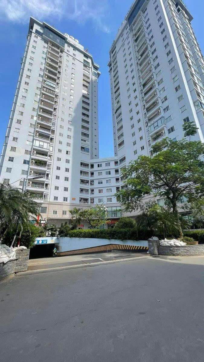 Căn hộ Packexim I Tây Hồ 123m² giá 8.4 tỷ - Căn góc thoáng mát