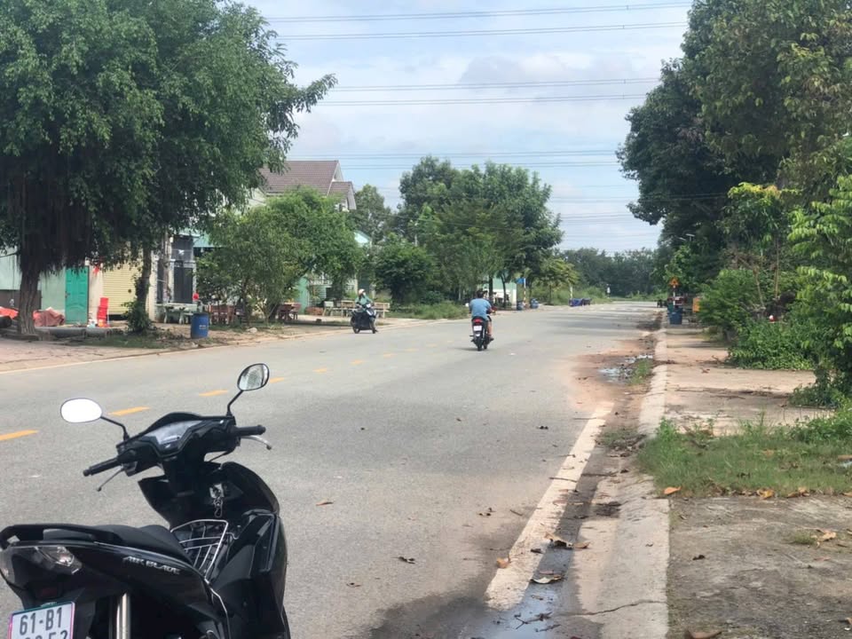 Đất nền kinh doanh mặt tiền đường 110B, phường Phú Tân, Bình Dương - Diện tích 120m², giá thỏa thuận!