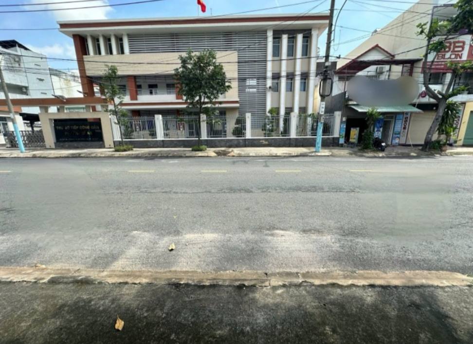 FrontHouse Dĩ An 70m² giá 7.3 tỷ - Chính chủ, mặt tiền kinh doanh đắc địa!