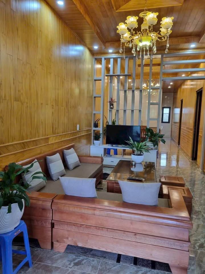 Nhà đẹp Đà Lạt 126m² giá 2,9 tỷ - Sổ đỏ chính chủ, giao ngay!