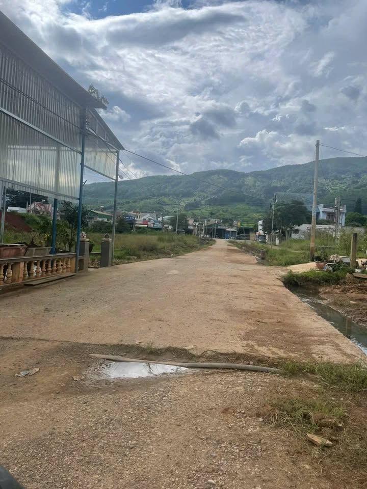 Đất thổ cư 180m² tại Hiệp Thạnh, Đức Trọng - Giá chỉ 2 tỷ, thương lượng chính chủ!