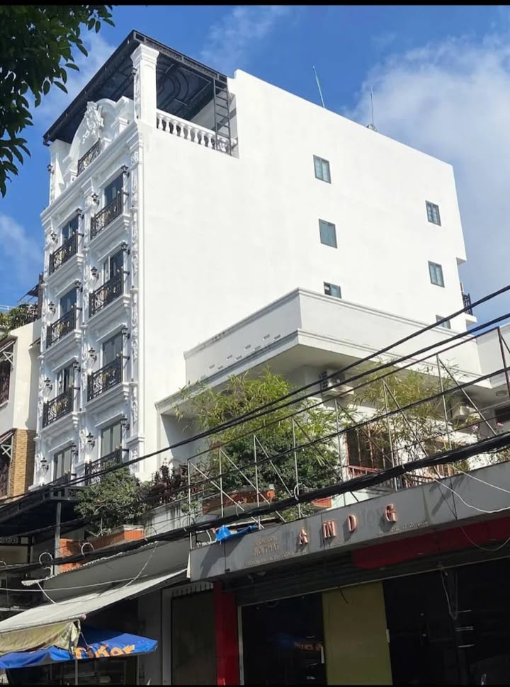 FrontHouse Lê Đức Thọ 119m² giá 40 tỷ - Dòng tiền khủng từ cho thuê!