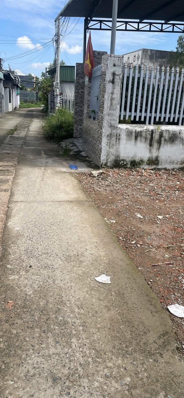 Lô đất 2 mặt tiền Hải Lâm, Phước Hưng, Long Hải 147m² giá 1.35 tỷ - Đầu tư sinh lời!