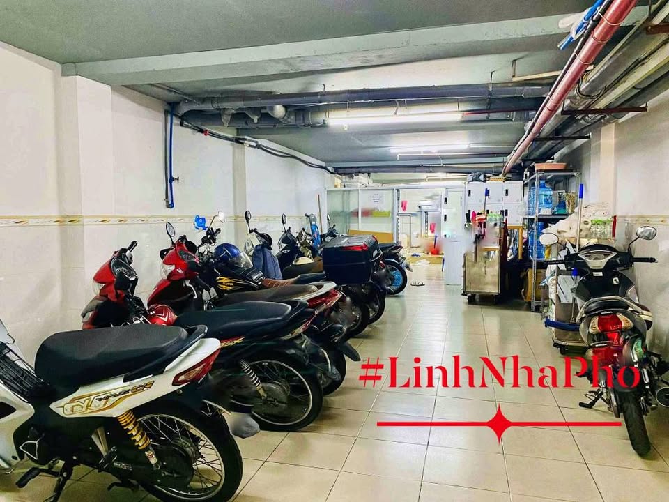 Khách sạn 7 tầng Hồng Hà Tân Bình 144m² giá 40.5 tỷ - Dòng tiền ổn định khủng!