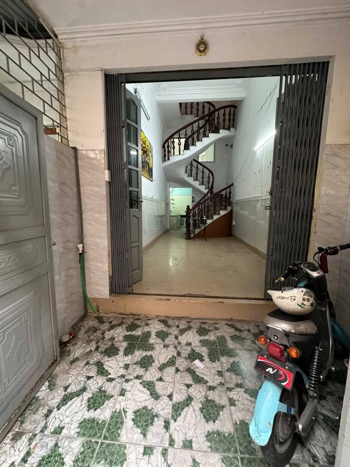 Nhà cho thuê tại Trần Nguyên Hãn, 40m² giá 3.5 triệu - Tiện nghi đầy đủ!