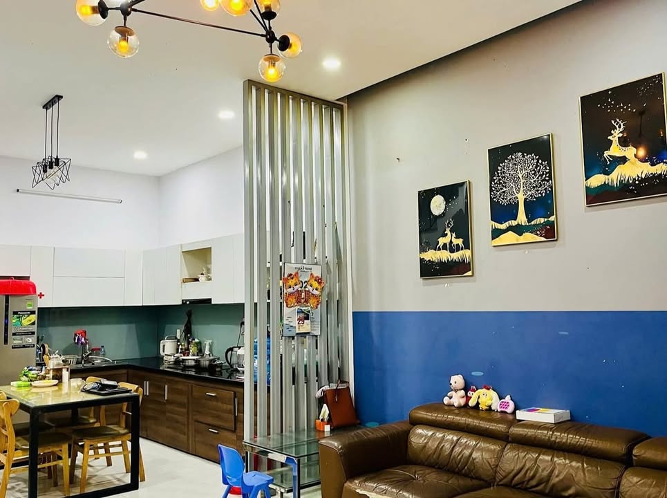 Nhà 3 Tầng KDC Uhome Lê Lợi, Nghĩa Lộ 90m² giá 3.3 tỷ - An ninh, thuận tiện ngay trung tâm!