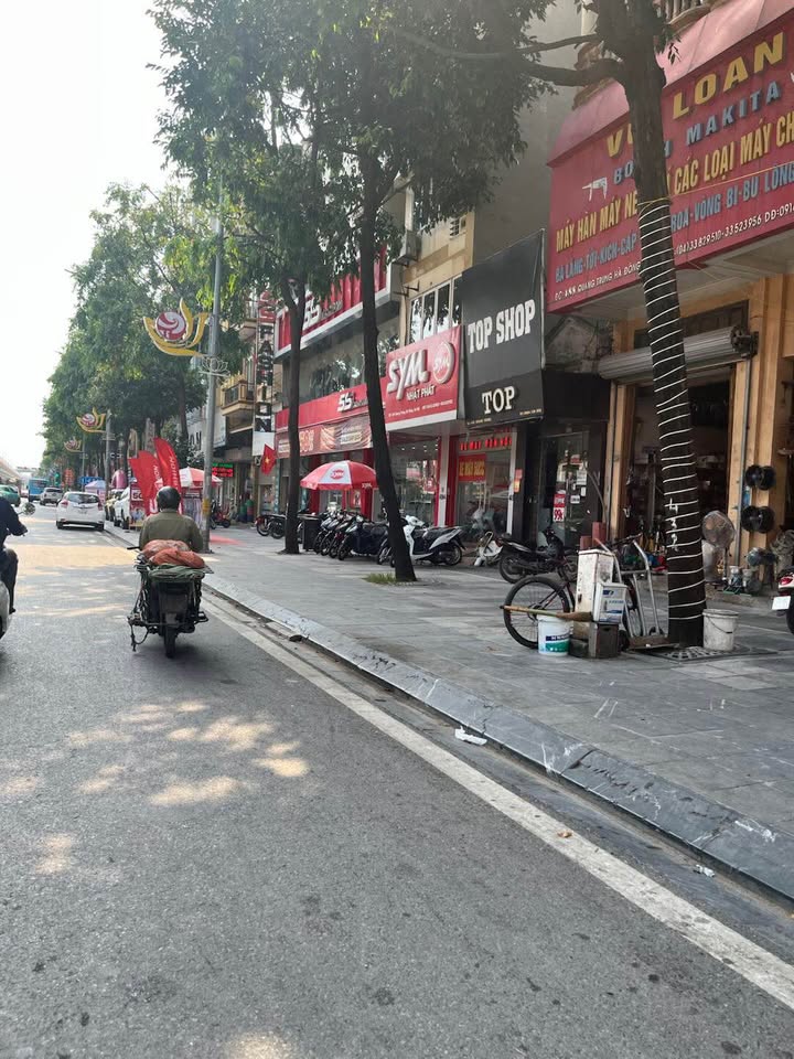 Nhà mặt phố Quang Trung, Hà Đông 40m² giá 14 tỷ - Kinh doanh đỉnh cao!