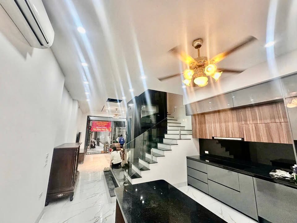 Nhà phố Xuân Đỉnh Bắc Từ Liêm 70m² giá 21 tỷ - Kinh doanh đỉnh cao!