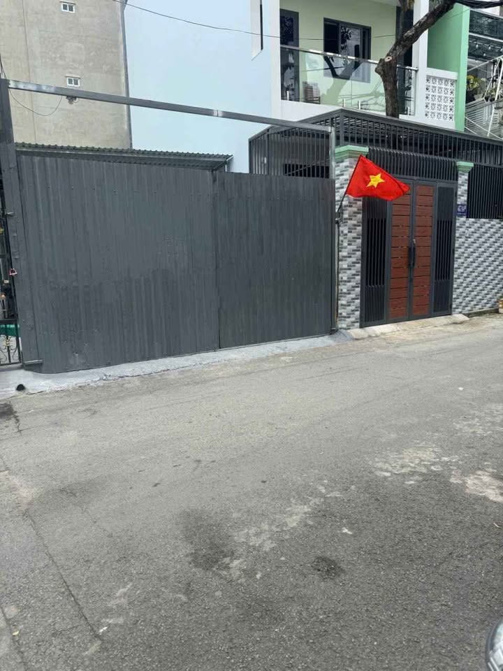 Đất nền 100m² đường Huỳnh Tấn Phát, Phú Mỹ, quận 7 giá 7 tỷ - Sổ hồng riêng, vuông vức!