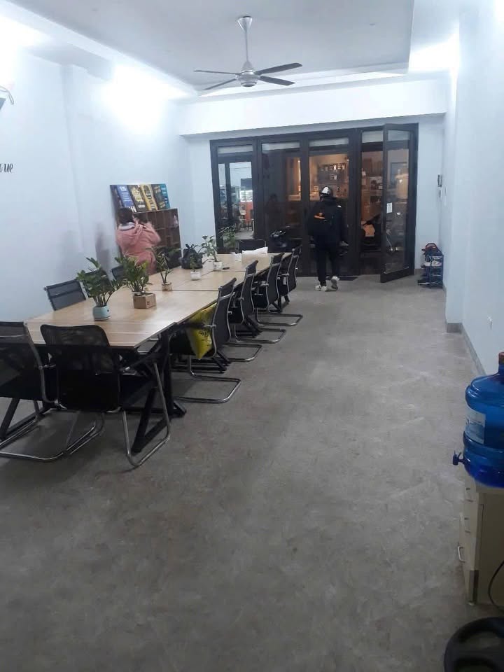 Shophouse cho thuê tại Liền Kề Hoàng Gia, Quang Trung 60m² giá 5.5 triệu - Chỉ cần dọn vào ở!