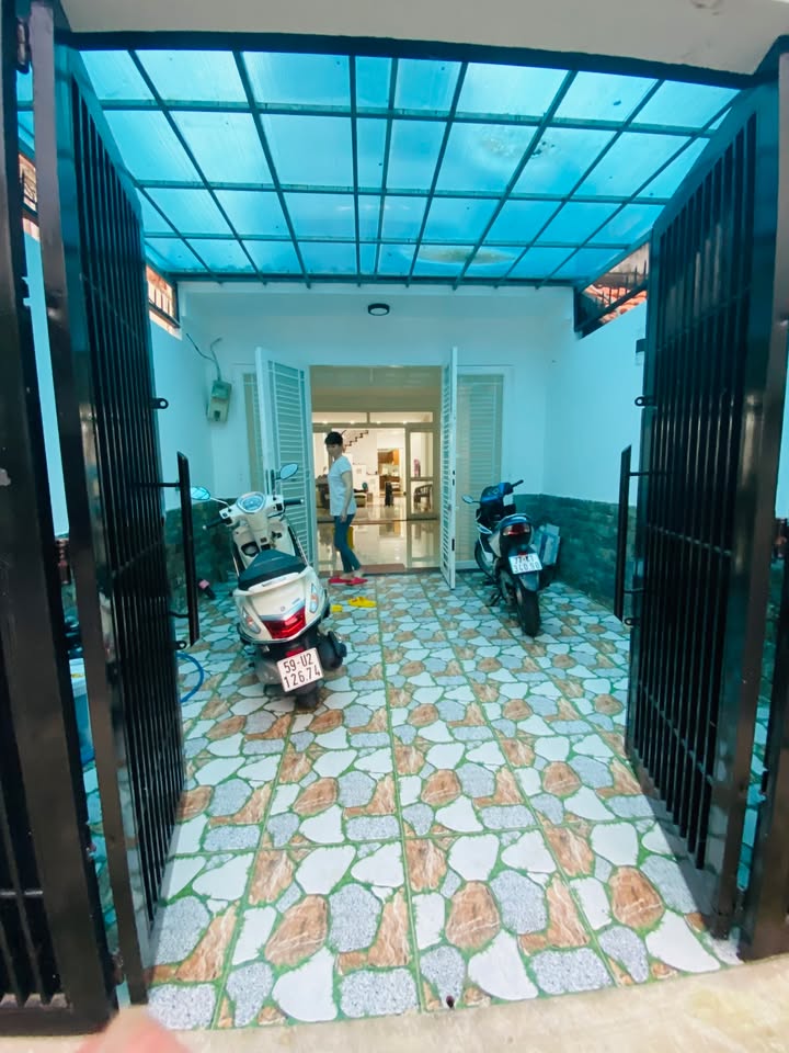 Cho thuê nhà mặt tiền Cư Xá Bắc Hải, Quận 10, 99m² giá 38 triệu - Phù hợp kinh doanh!