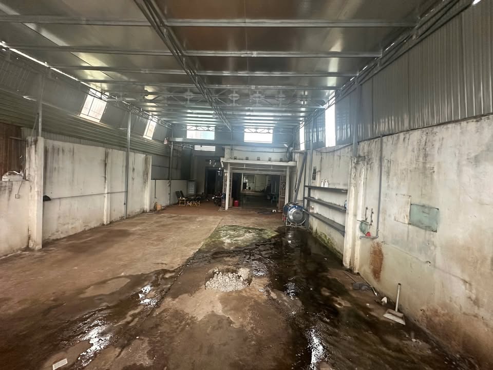 Cho thuê nhà nguyên căn mặt tiền đường Hùng Vương, Chư Sê - Thích hợp làm văn phòng!