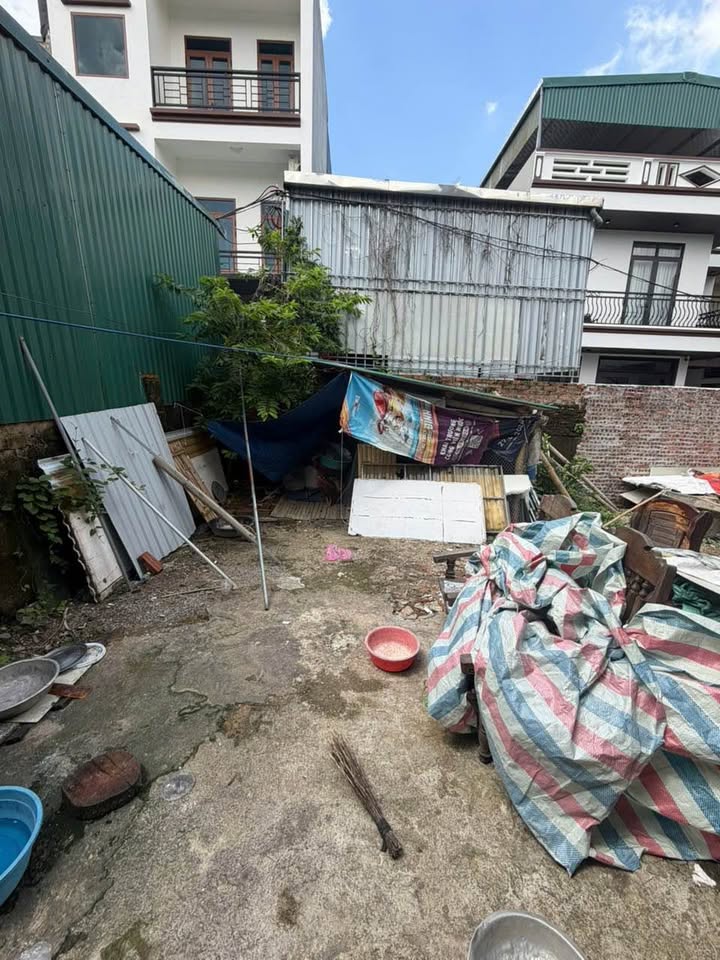 Đất Tình Xá 2, Đông Vệ, Thanh Hóa 43.8m² giá 1 tỷ - Sổ đỏ chính chủ, giao dịch ngay!