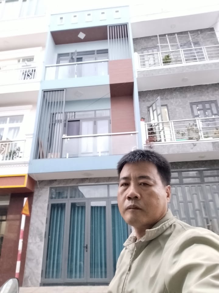 Bán nhà mặt tiền 10m tại Bình Tân 24m² giá 3 tỷ - Kinh doanh siêu đỉnh!