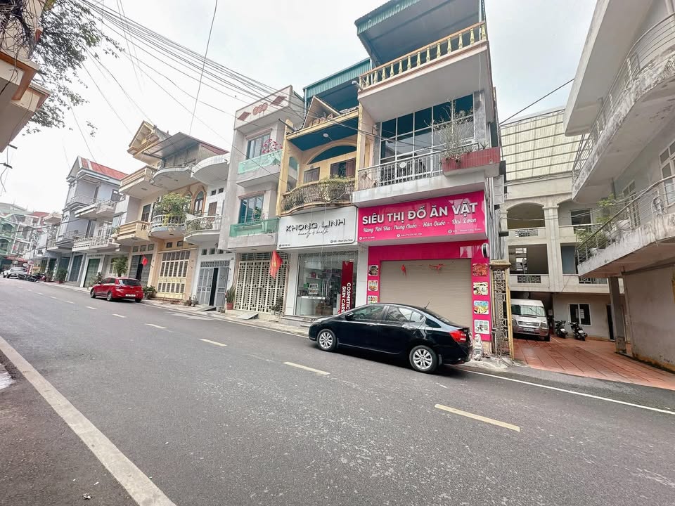 Nhà nguyên căn cho thuê tại phố Phan Chu Trinh, Việt Trì - Kinh doanh sầm uất